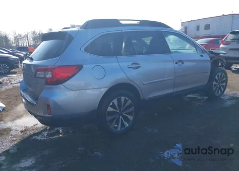 2015 Subaru Outback 2.5I Limited z USA, uszkodzony, nr VIN 4S4BSANC3F3310366